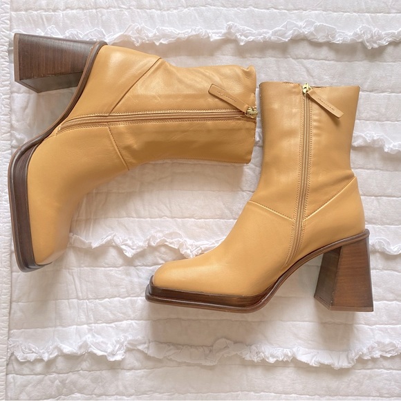 ASOS Rochelle Premium Leather Platform Heel Ankle Boots in Camel - Picture 5 of 12